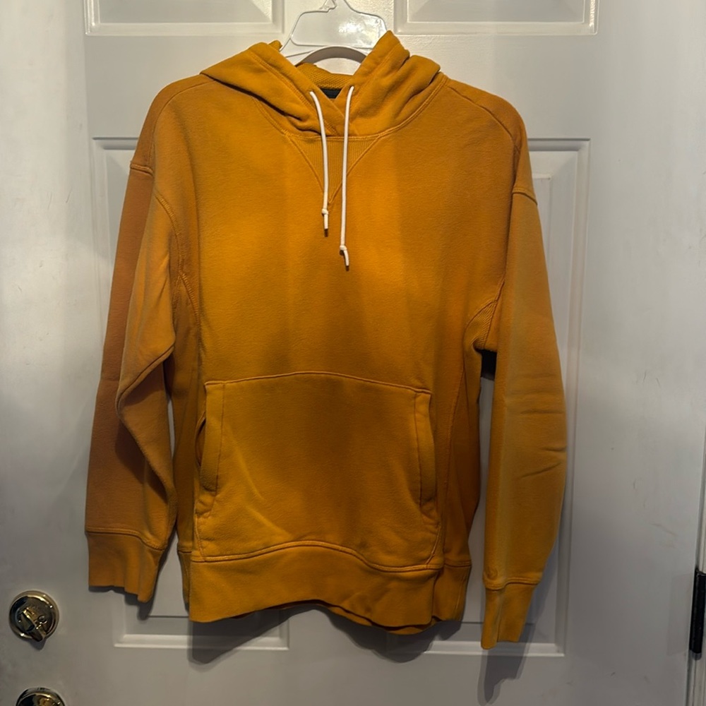 Pocket zipper hoodie